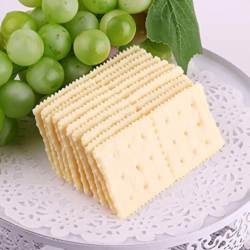 10PCS Artificial Lifelike Soda Crackers Fake Biscuits Model